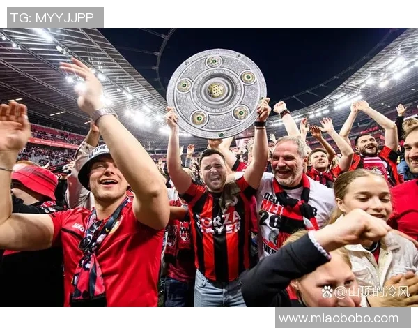 拜仁士气高涨,冲击德甲冠军再夺金杯 拜仁士气高涨,冲击德甲冠军再夺金杯