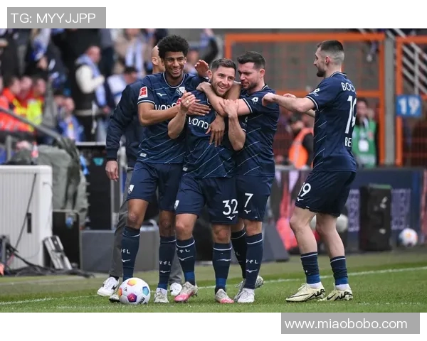 弗莱堡主场爆冷战胜柏林赫塔，客场表现惨淡